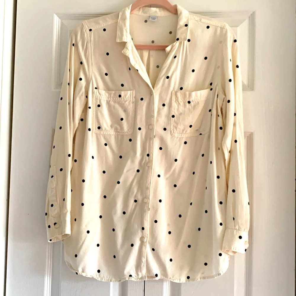 Women’s shirts 👚 old navy